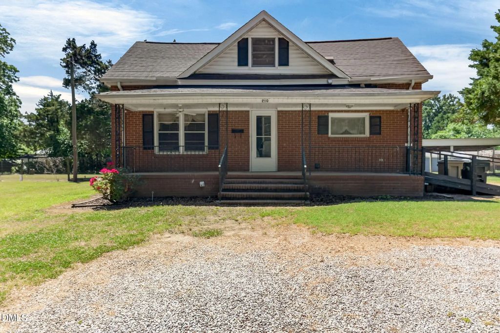 210 Bagwell Street, Garner
