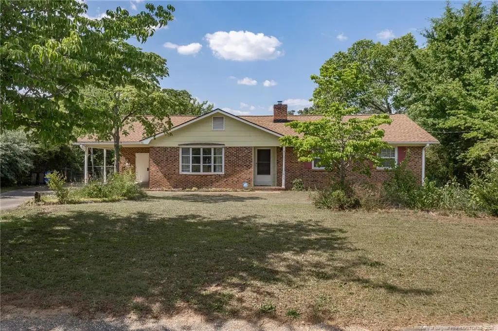605 Dandridge Drive, Fayetteville
