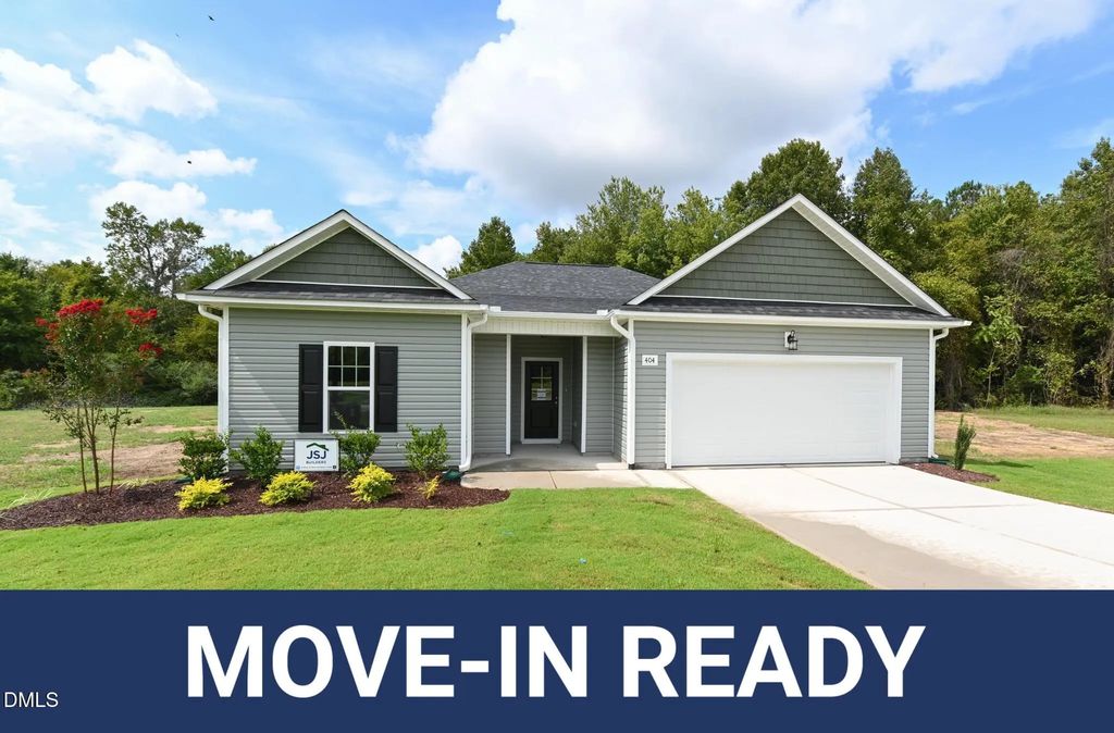 404 Lyon Estates Drive, La Grange