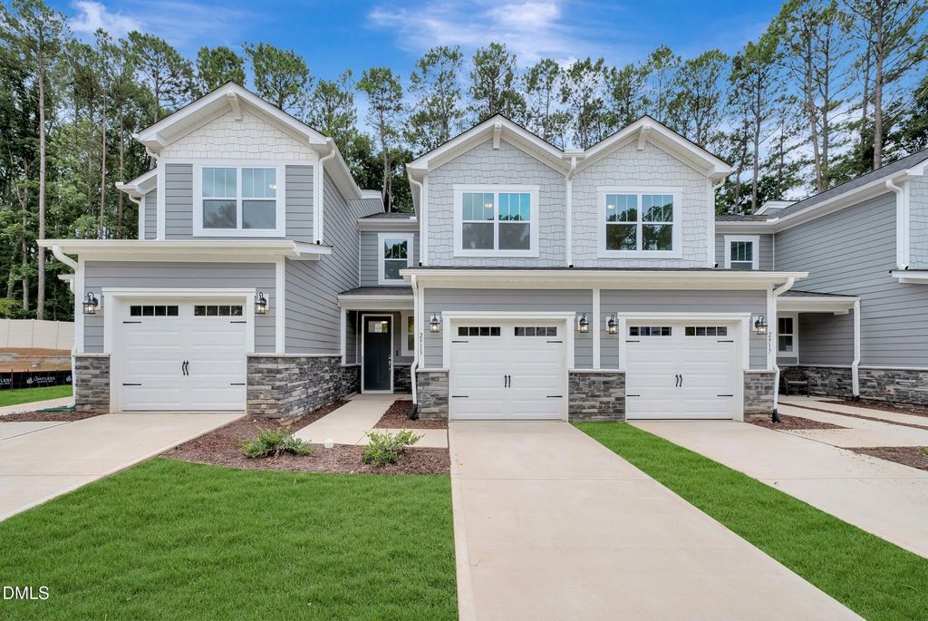 2915 Spring Manor Way, Garner