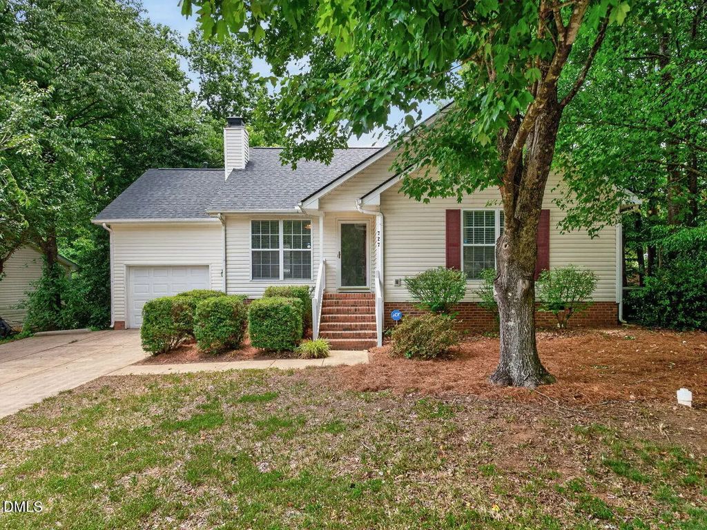 727 Avery Street, Garner