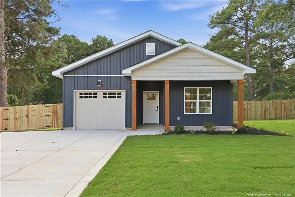 312 Scurlock Court, Raeford