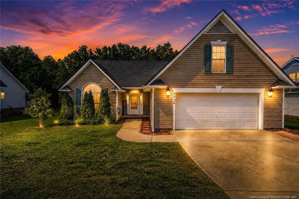 7736 Redwood Avenue, Fayetteville