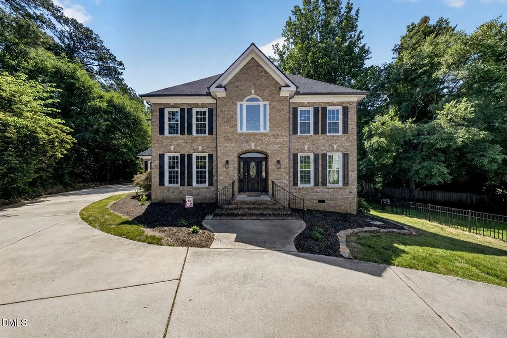 6004 Belgreen Court, Raleigh