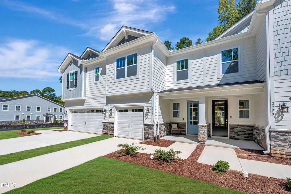 2932 Spring Manor Way, Garner