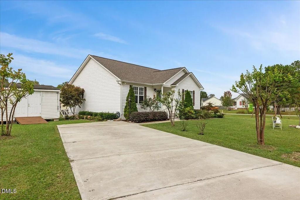 100 Stoney Creek Circle, Smithfield