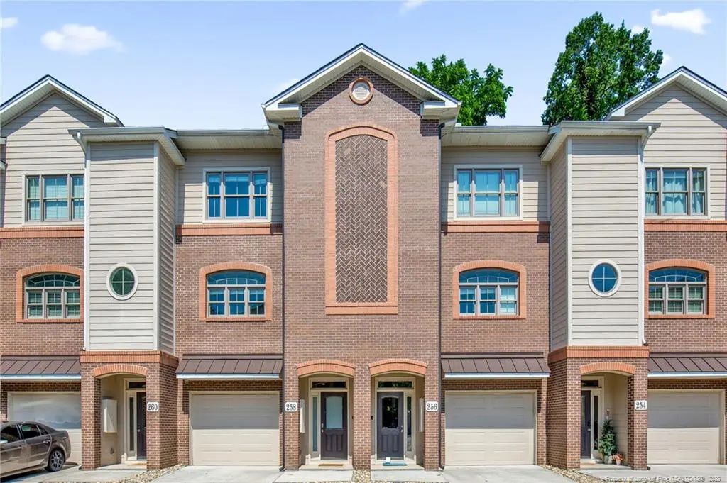 258 Hugh Shelton Loop, Fayetteville