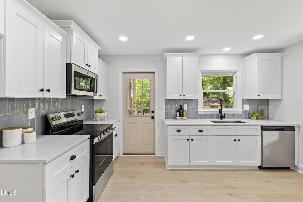 309 Maple Street, Cary