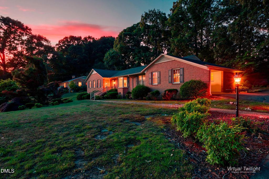 806 Cliftwood Drive, Siler City
