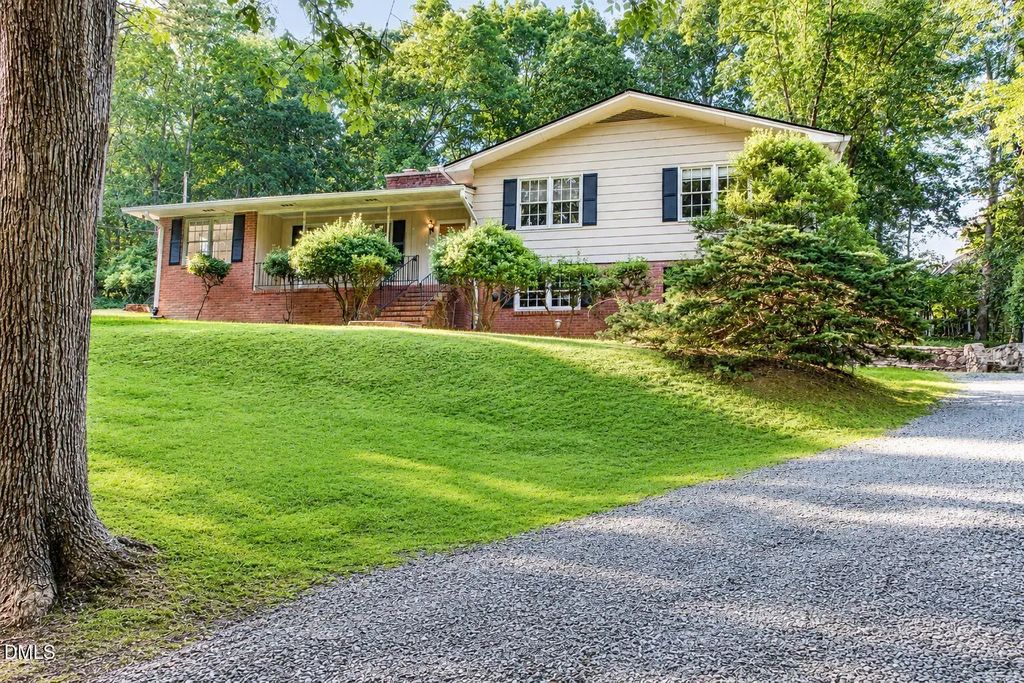 393 Wesley Court, Chapel Hill