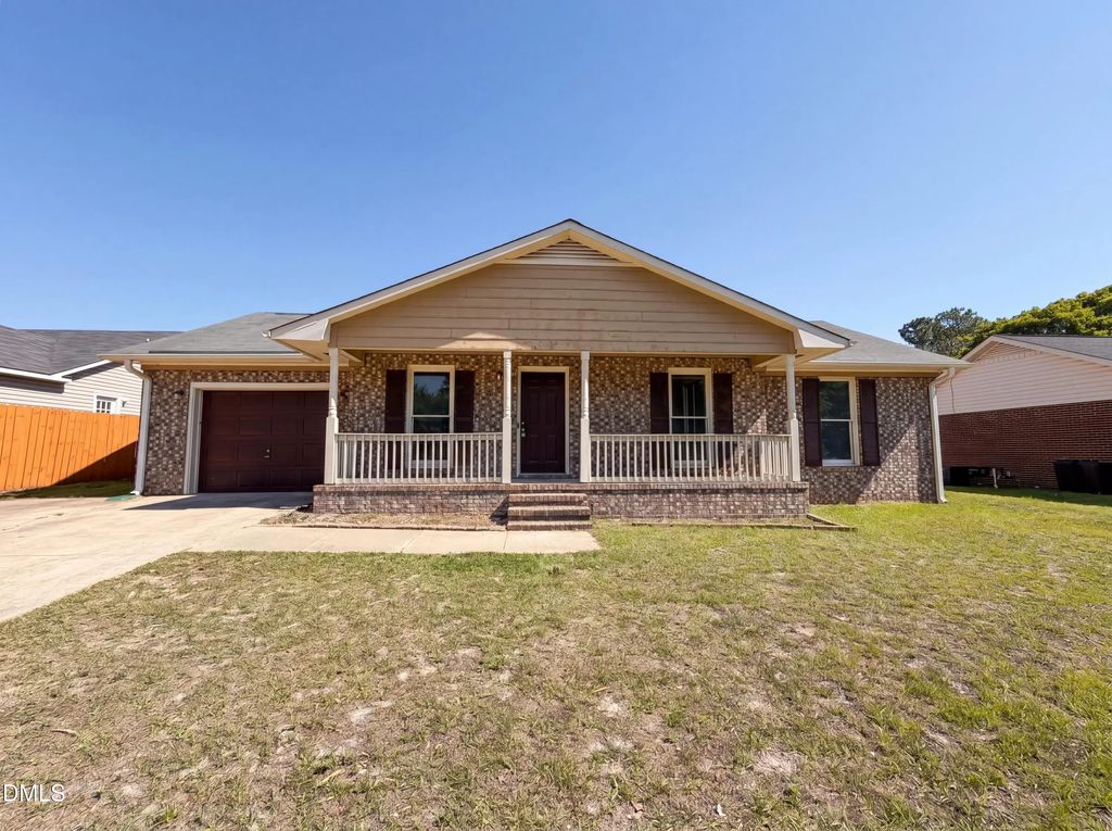 2577 Previs Road, Fayetteville