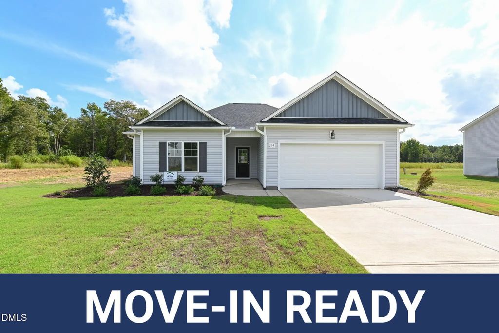 214 Hill Valley Drive, La Grange