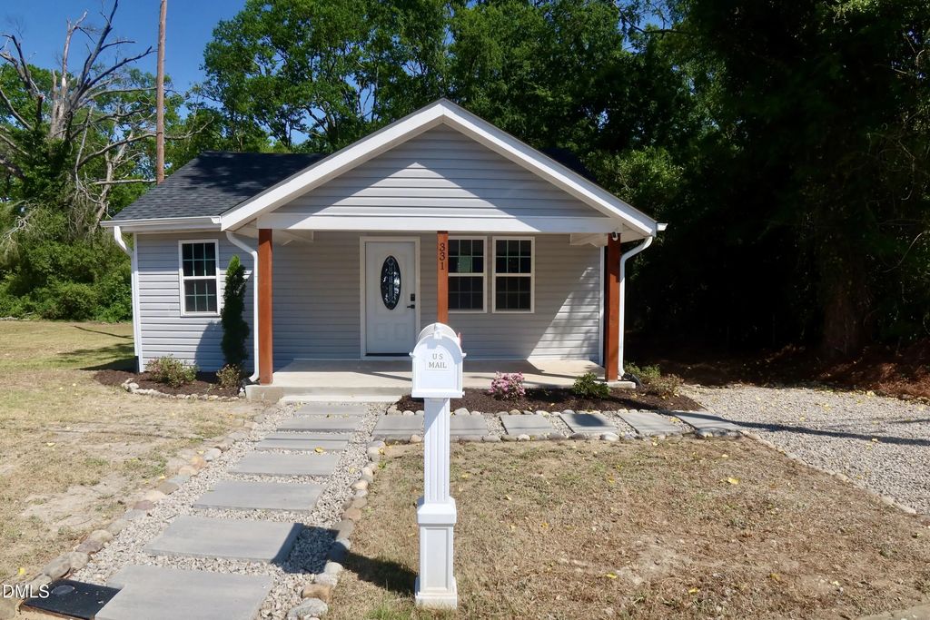 331 Cross Creek Street, Fayetteville