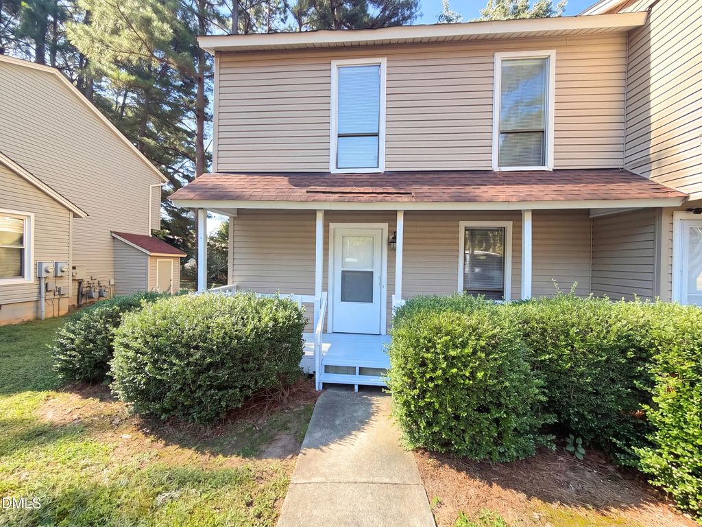 104 Arbuckle Lane, Cary