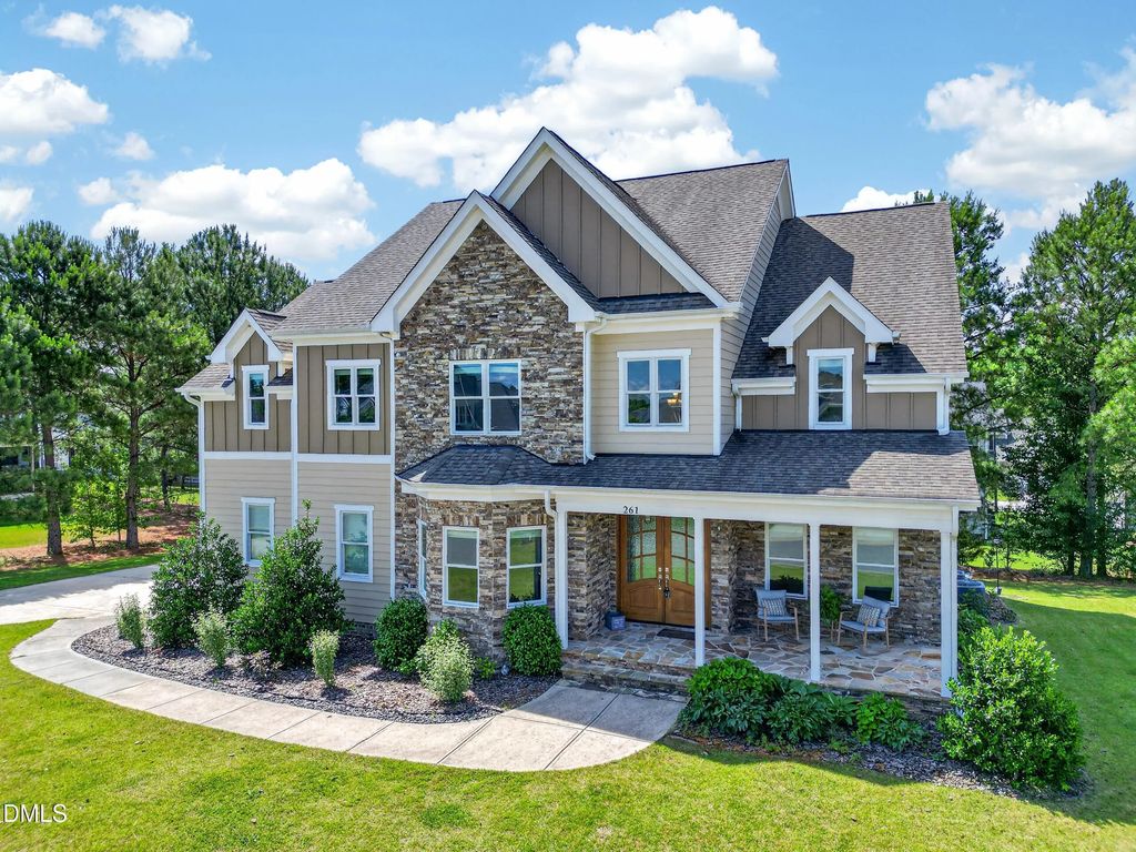 261 Character Drive, Rolesville