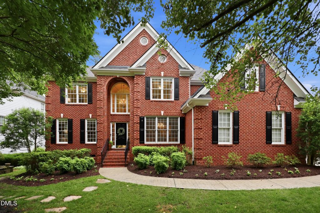 202 Briardale Avenue, Cary