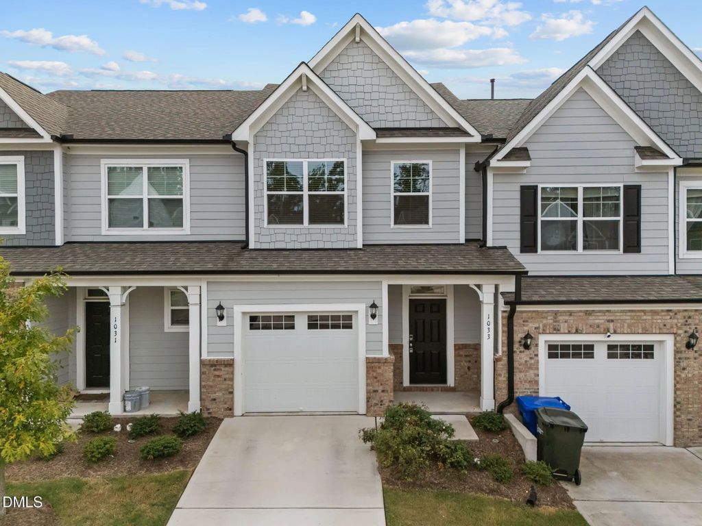 1033 Heartstone Way, Durham