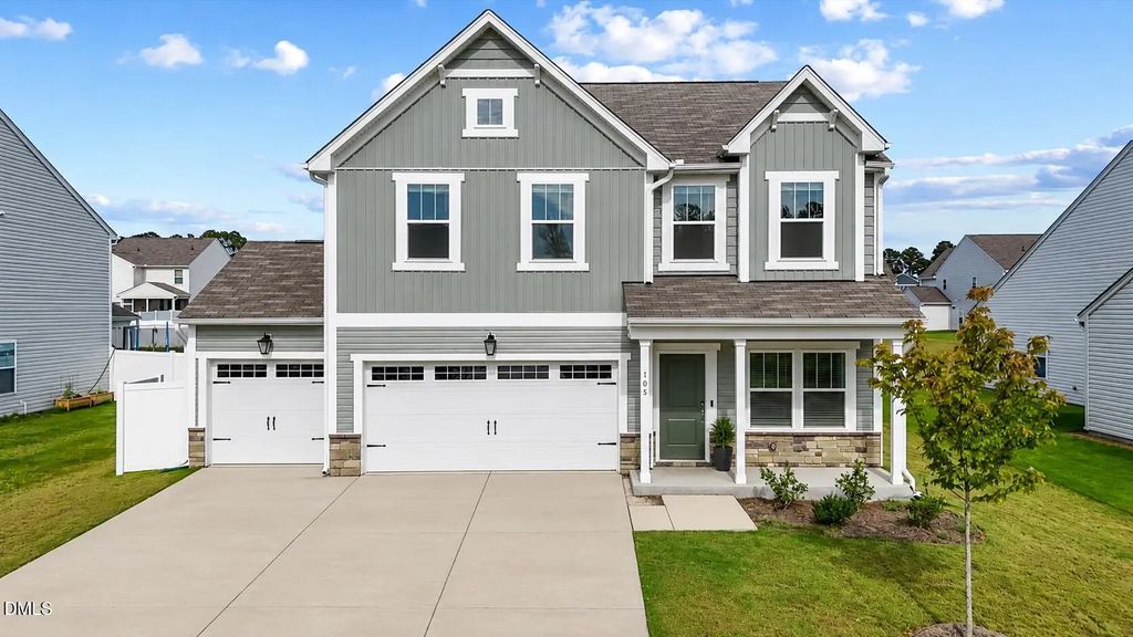 105 S Mule Way, Benson