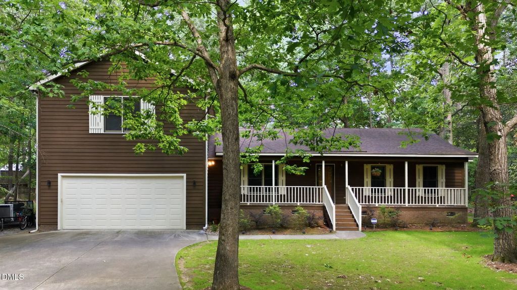 6605 Willow Chase Drive, Willow Springs