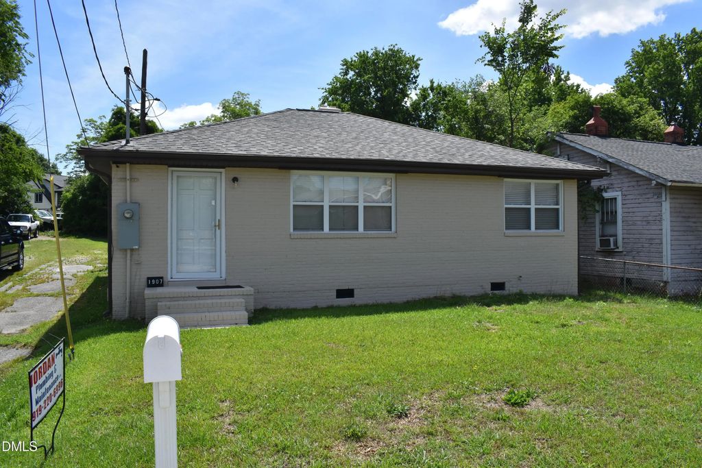 1907 S Miami Boulevard, Durham