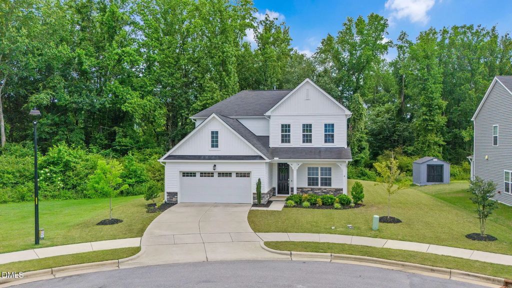121 Barnwell Loop, Angier