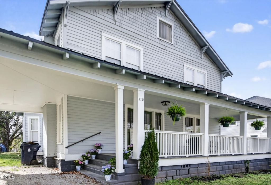 610 Westside Drive, Lexington