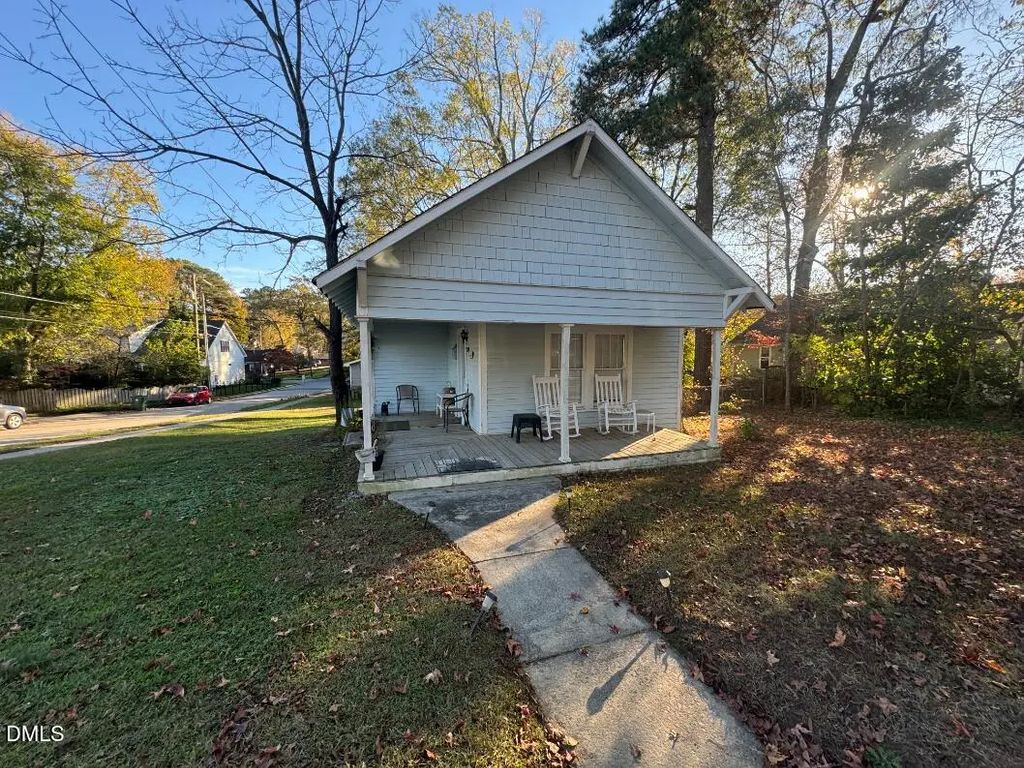 200 Hunter Street, Cary