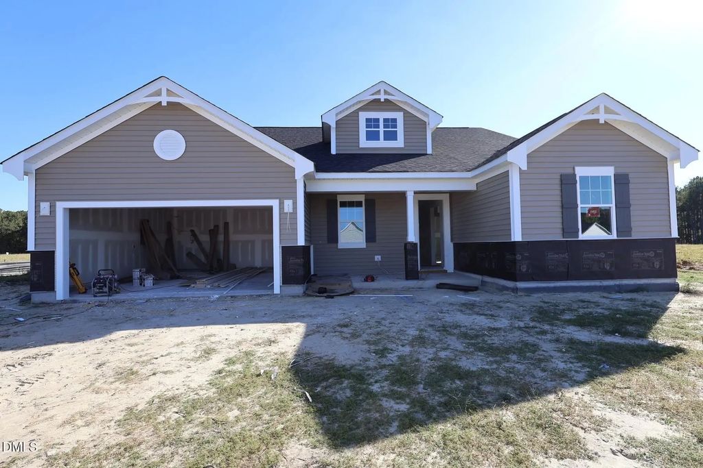 82 Seagrass Landing, Lillington