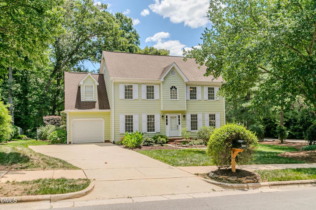 8200 Mourning Dove Road, Raleigh