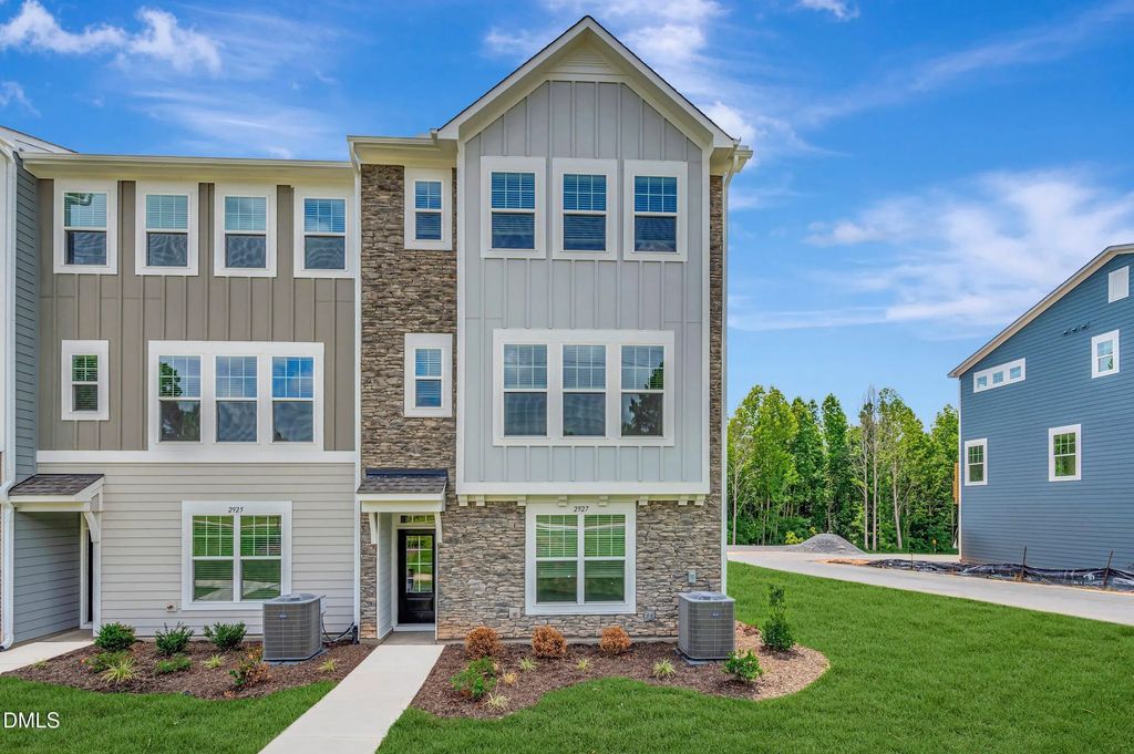 2927 Richardson Road 481, Apex