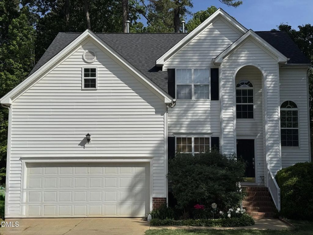 1011 Scotsburg Trail, Hillsborough