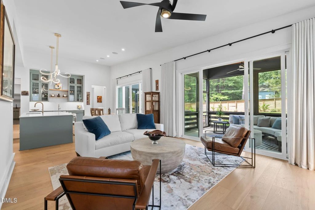 1625 Bruce Circle, Raleigh