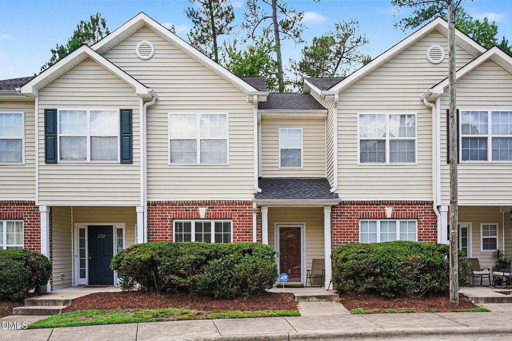 1720 Talon Ridge Way, Raleigh