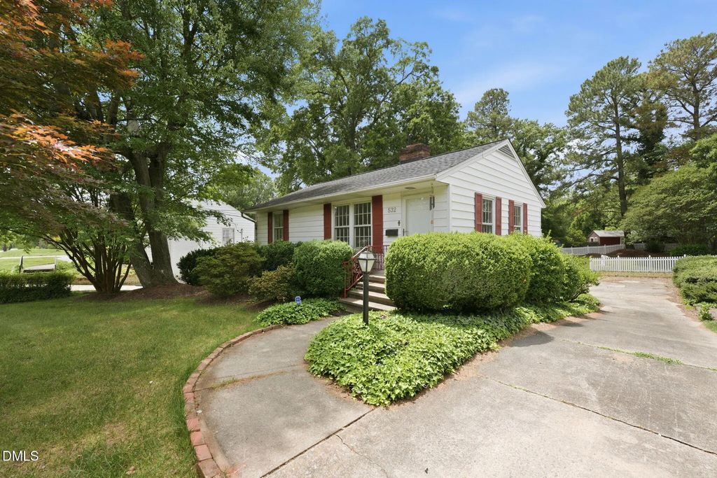 532 Central Avenue, Burlington