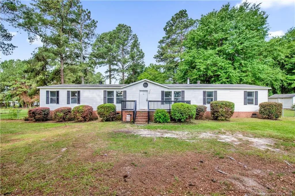 122 Huckabee Street, Raeford