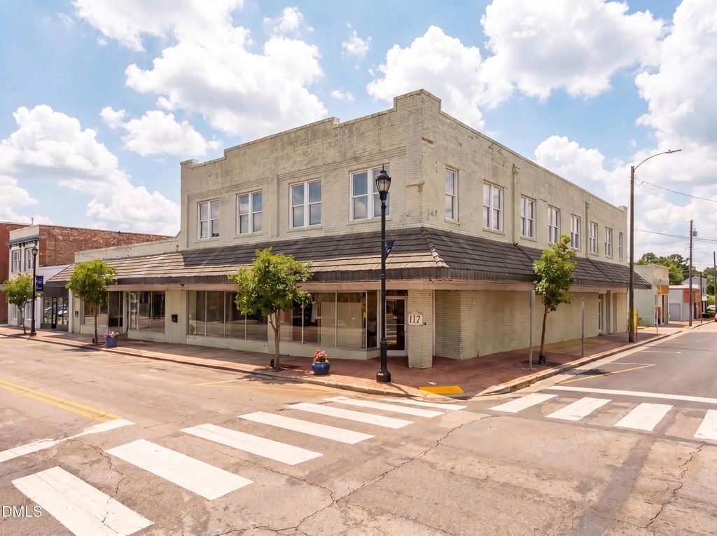 117 N Arendell Avenue, Zebulon