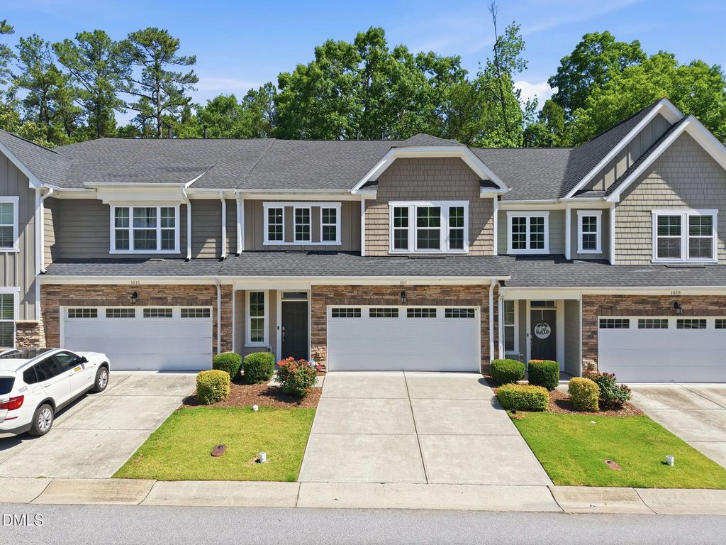 1017 Hero Place, Cary