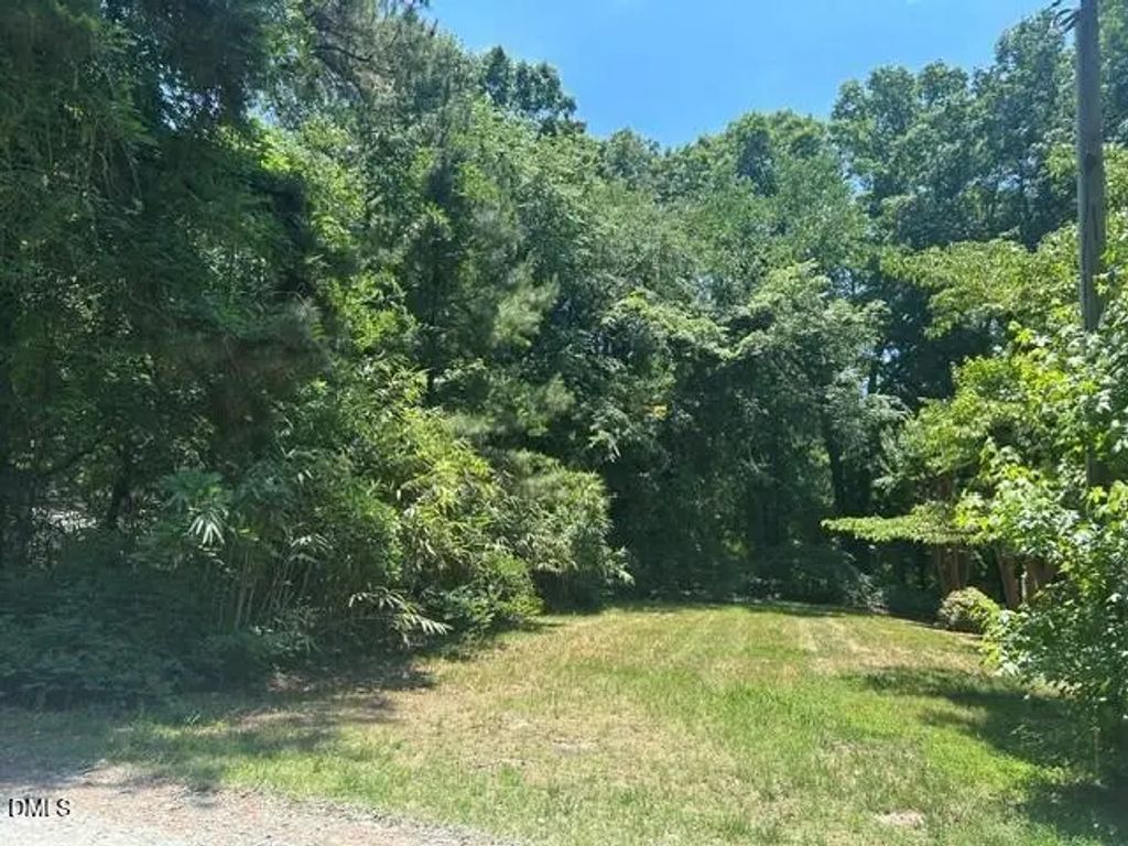 121 Justice Street, Chapel Hill