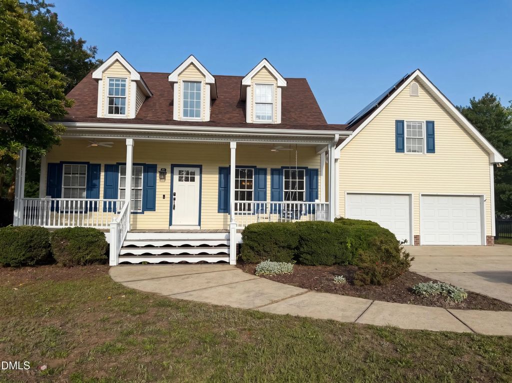 304 Cameronwood Drive, Fuquay Varina