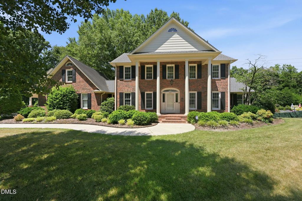 2915 Truitt Drive, Burlington