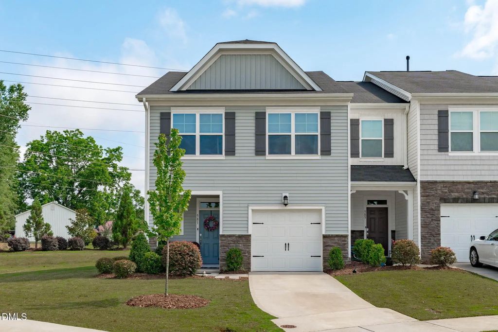 581 Hazy Hills Lane, Garner