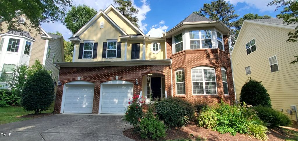 936 Bentbury Way, Cary