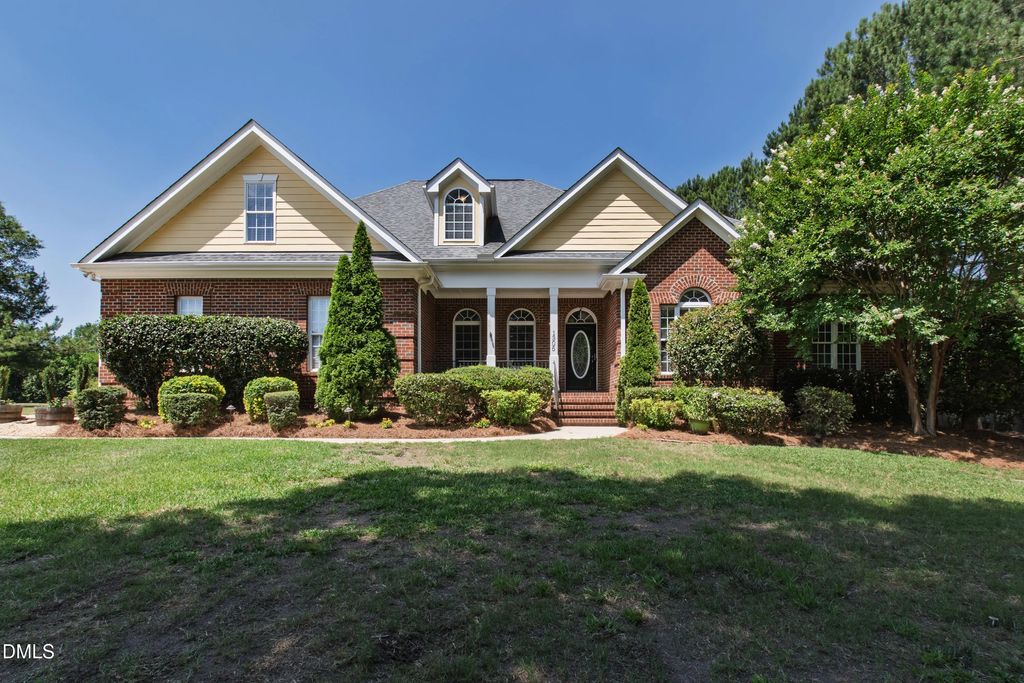 1305 Brookhill Drive, Clayton