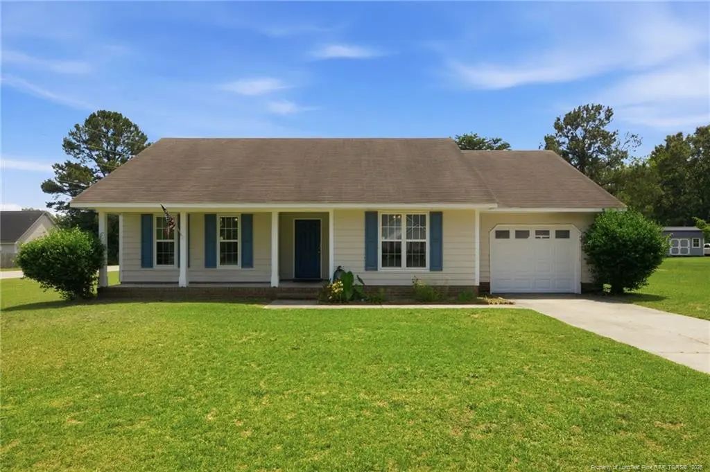 111 Hobson Court, Raeford
