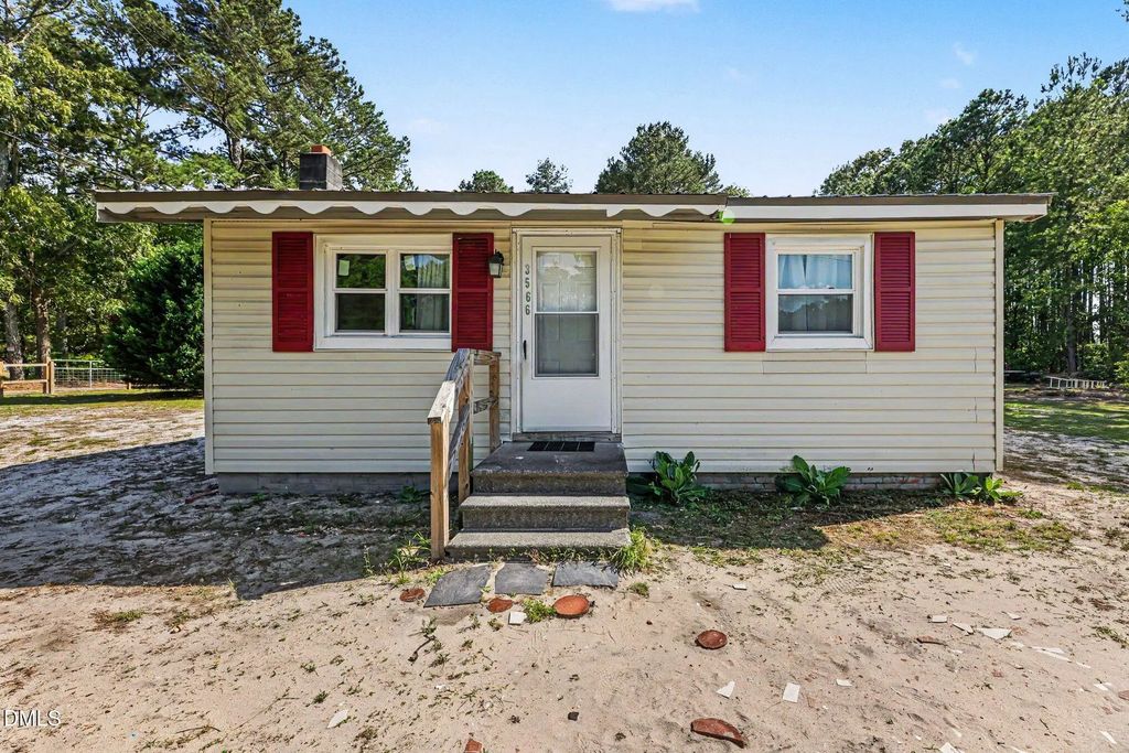 3566 Sanderosa Road, Fayetteville