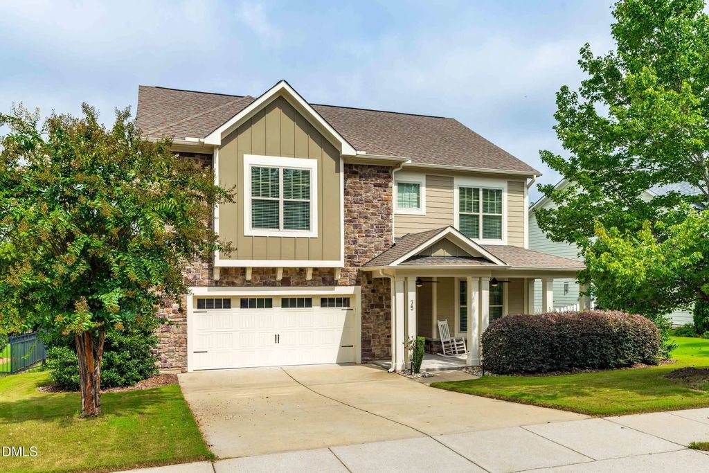 75 Wilders Woods Grove Lane, Clayton