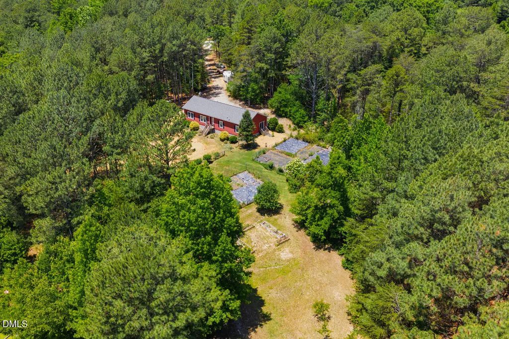 1338 Moores Chapel Cemetery Road, Saxapahaw