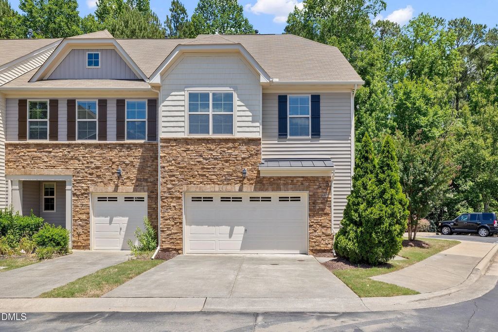 223 Diamond Head Drive, Durham