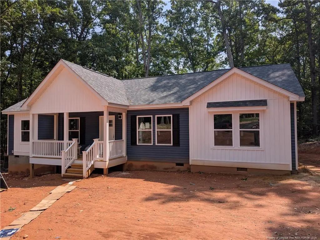 110 Holmes Lane, Robbins