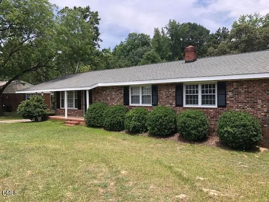 2100 Jack Road, Clayton